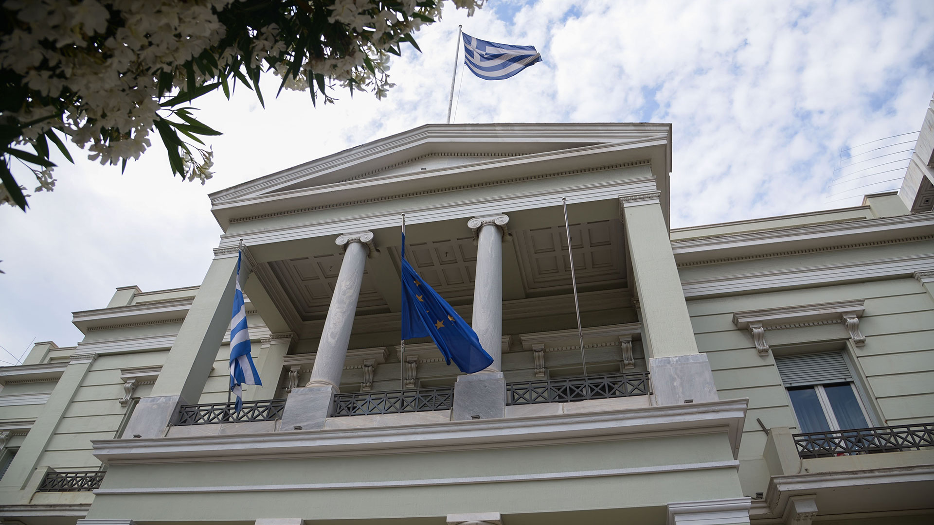 ΥΠΕΞ: Απαράδεκτη η παραβίαση του εναέριου χώρου της Εσθονίας ΥΠΕΞ:-Απαράδεκτη-η-παραβίαση-του-εναέριου-χώρου-της-Εσθονίας