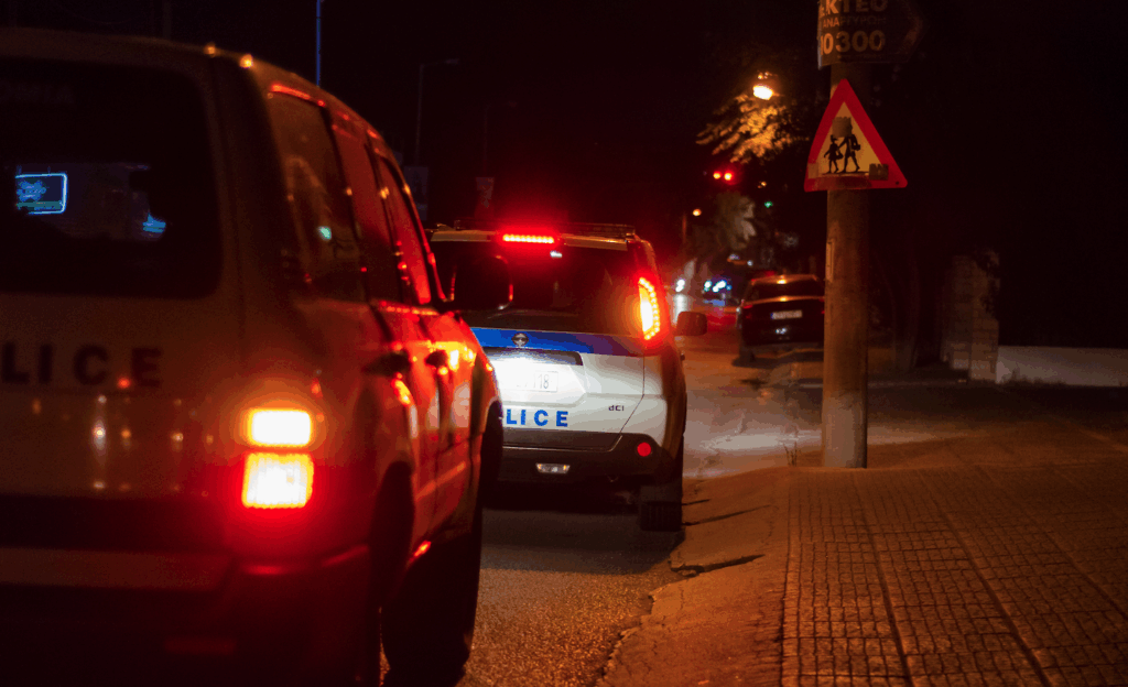 kρήτη:-Μαχαίρωσαν-αδέλφια-σε-χωράφι-–-Ανθρωποκυνηγητό-για-τους-δράστες