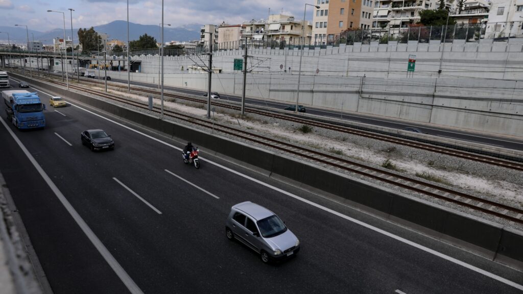 Αττική Οδός: 40χρονη συνελήφθη δύο φορές σε τέσσερις μέρες για την ίδια παράβαση Αττική-Οδός:-40χρονη-συνελήφθη-δύο-φορές-σε-τέσσερις-μέρες-για-την-ίδια-παράβαση