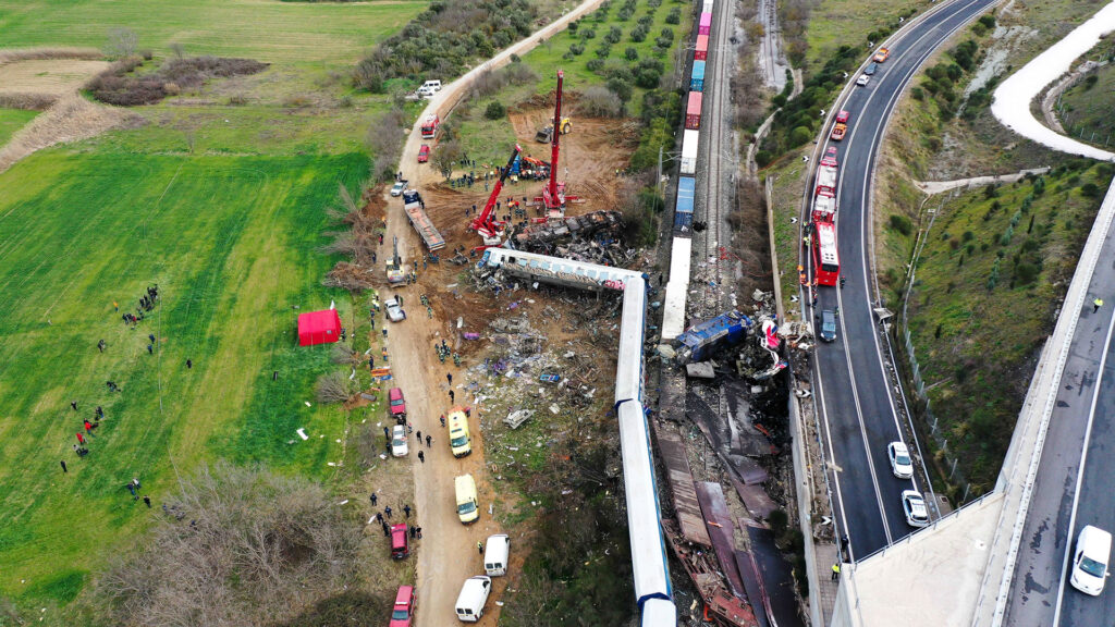 Τέμπη:-Δεκτό-και-δεύτερο-αίτημα-εκταφής