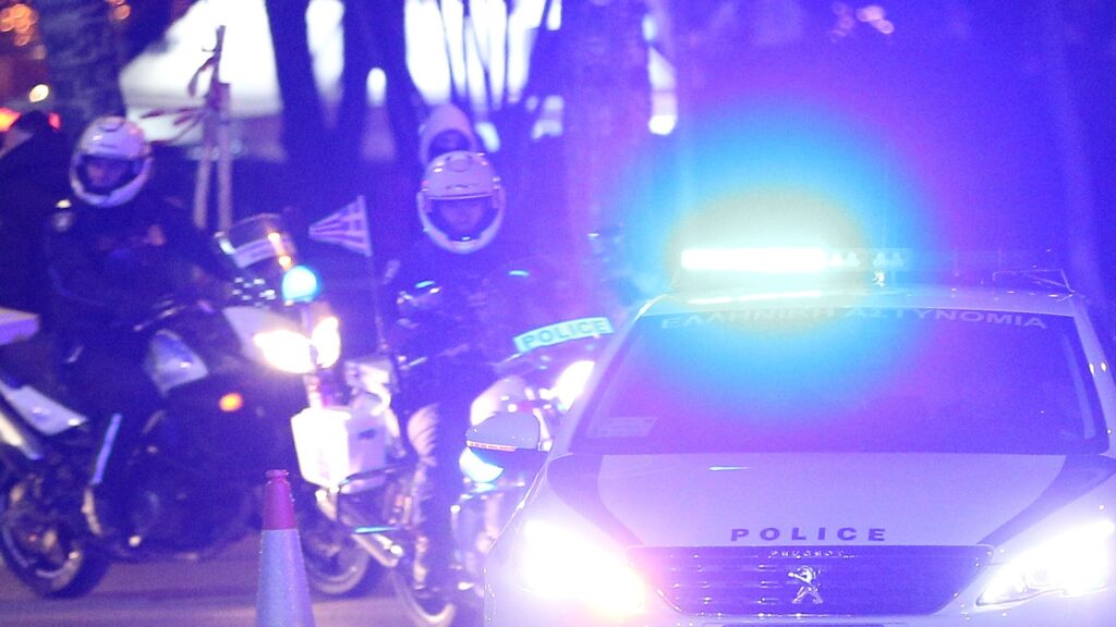 Επεισόδιο στην Ιερά Οδό: Οδηγός τραυμάτισε με κατσαβίδι μοτοσικλετιστή Επεισόδιο-στην-Ιερά-Οδό:-Οδηγός-τραυμάτισε-με-κατσαβίδι-μοτοσικλετιστή
