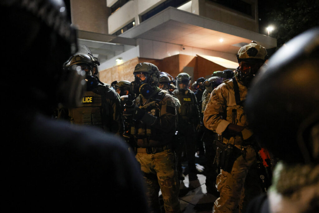 Η-πολιτεία-του-Ιλινόις-θέλει-να-μπλοκάρει-την-ανάπτυξη-της-Εθνοφρουράς-στο-Σικάγο