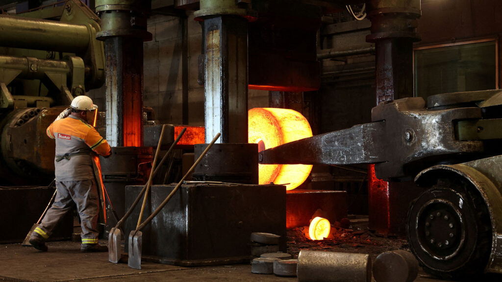 Κομισιόν:-Διπλασιασμός-των-δασμών-στον-χάλυβα-με-στόχο-την-«εύνοια»-του-Τραμπ