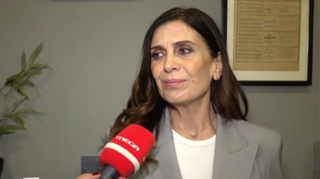 Κατερίνα Διδασκάλου: Διατηρούμαι λαμπερή γιατί δεν κρίνω, πίνω πολύ νερό και κάνω καλές σκέψεις Κατερίνα-Διδασκάλου:-Διατηρούμαι-λαμπερή-γιατί-δεν-κρίνω,-πίνω-πολύ-νερό-και-κάνω-καλές-σκέψεις