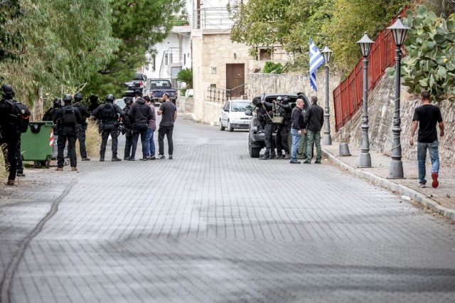 Δείτε βίντεο: Το σημείο που ξεκίνησε το μακελειό στα Βορίζια Ηρακλείου – Αναζητούνται δύο άτομα Δείτε-βίντεο:-Το-σημείο-που-ξεκίνησε-το-μακελειό-στα-Βορίζια-Ηρακλείου-–-Αναζητούνται-δύο-άτομα