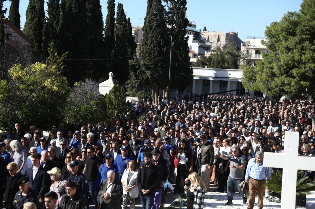 Αιρετική-κηδεία