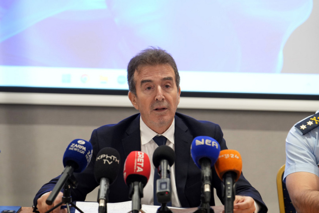 Αυστηροποίηση της νομοθεσίας για τα όπλα προανήγγειλε ο Χρυσοχοΐδης – «Παραείναι χαλαρή» Αυστηροποίηση-της-νομοθεσίας-για-τα-όπλα-προανήγγειλε-ο-Χρυσοχοΐδης-–-«Παραείναι-χαλαρή»