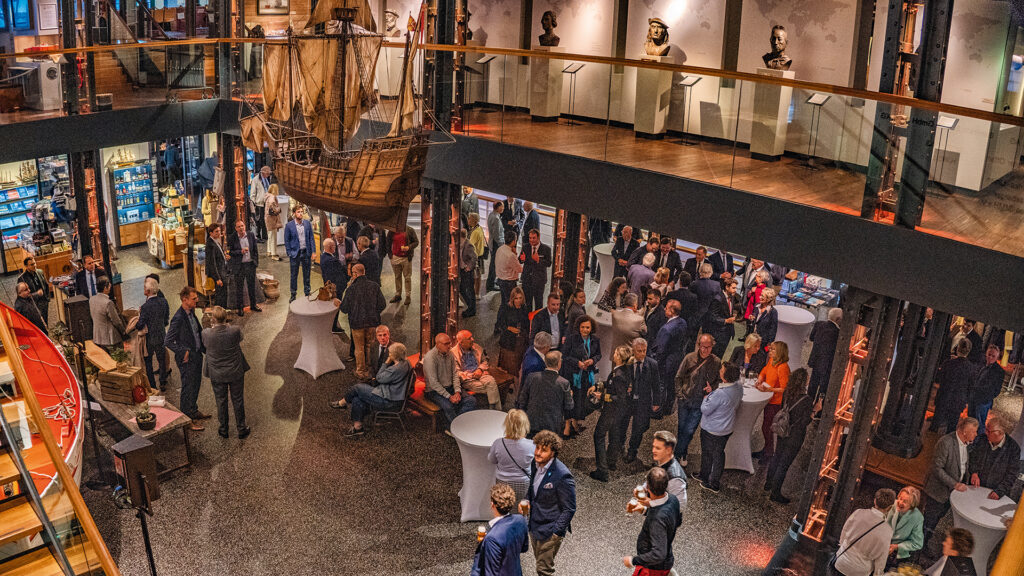 Η-Γερμανία-σάλπαρε-με-ελληνικά-πλοία