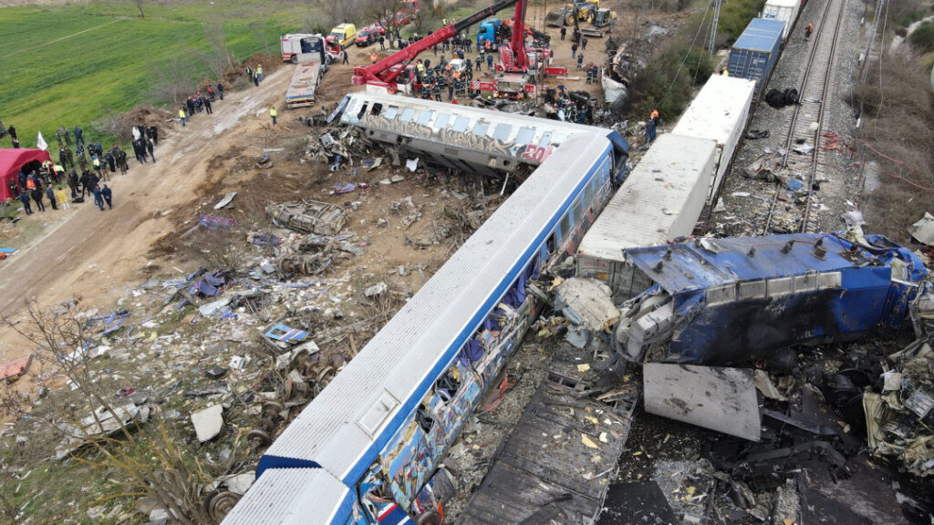 Τέμπη: Καλούνται σε απολογία Τριαντόπουλος, Αγοραστός και ακόμα έξι κατηγορούμενοι Τέμπη:-Καλούνται-σε-απολογία-Τριαντόπουλος,-Αγοραστός-και-ακόμα-έξι-κατηγορούμενοι