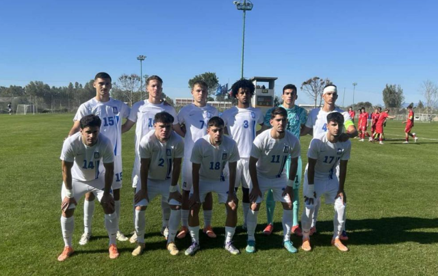 Ελλάδα – Λιχτενστάιν 8-0: Προελαύνει η Εθνική Νέων με κορυφαίο τον Μύθου που πέτυχε χατ τρικ Ελλάδα-–-Λιχτενστάιν-8-0:-Προελαύνει-η-Εθνική-Νέων-με-κορυφαίο-τον-Μύθου-που-πέτυχε-χατ-τρικ