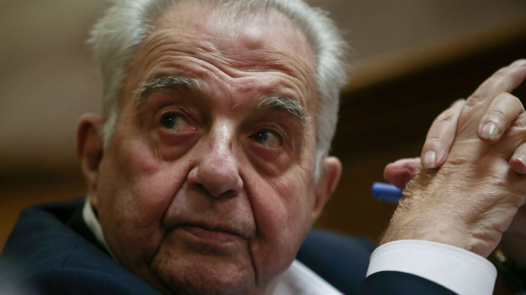 Ο-ΣΥΡΙΖΑ-αποχαιρετά-τον-Αλέκο-Φλαμπουράρη:-«Συνεπής-αγωνιστής,-ο-άνθρωπος-που-πάντα-έβρισκε-λύσεις»
