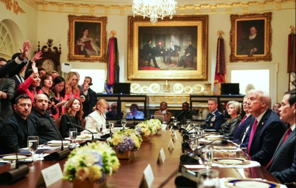 Λευκός Οίκος για Ουκρανία: Βρισκόμαστε σε συνομιλίες και με τα δύο μέρη της σύγκρουσης Λευκός-Οίκος-για-Ουκρανία:-Βρισκόμαστε-σε-συνομιλίες-και-με-τα-δύο-μέρη-της-σύγκρουσης
