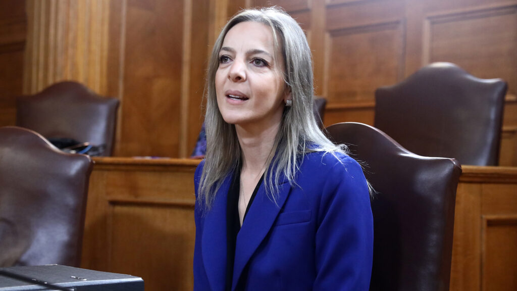 Εξεταστική ΟΠΕΚΕΠΕ – Σεμερτζίδου: Δεν έχω Ferrari, μόνο ένα μηχανάκι Εξεταστική-ΟΠΕΚΕΠΕ-–-Σεμερτζίδου:-Δεν-έχω-ferrari,-μόνο-ένα-μηχανάκι