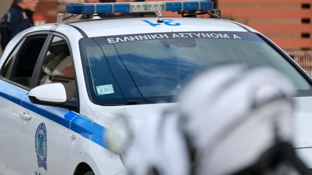 Σεπόλια:-Εξιχνιάστηκε-υπόθεση-έκρηξης-χειροβομβίδας-σε-κατάστημα-–-Χειροπέδες-σε-36χρονο