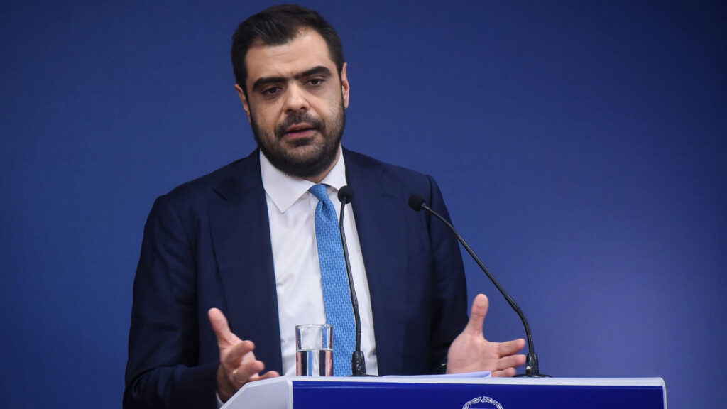Μαρινάκης-κατά-Τσίπρα:-Σαν-να-μην-πέρασε-μια-μέρα,-αμετανόητος-και-αλαζόνας