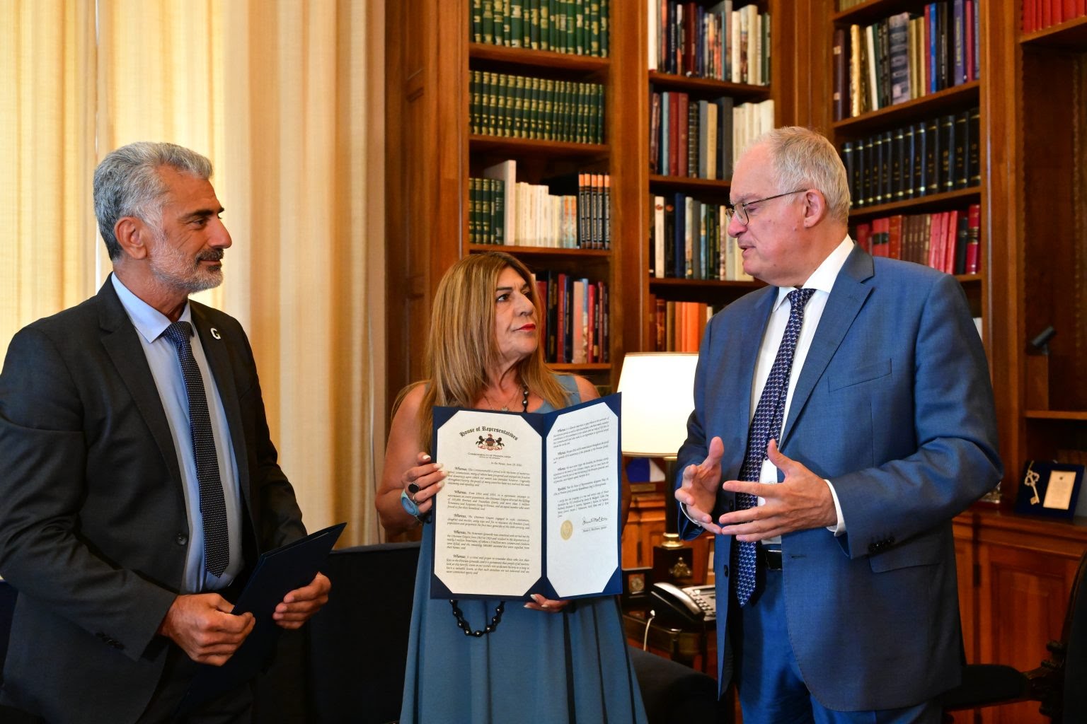 Εκπρόσωποι Ποντιακών Σωματείων στο Προεδρικό Μέγαρο – ΠτΔ: Αποδίδει καρπούς η προσπάθεια για αναγνώριση της Γενοκτονίας Εκπρόσωποι Ποντιακών Σωματείων στο Προεδρικό Μέγαρο – ΠτΔ: Αποδίδει καρπούς η προσπάθεια για αναγνώριση της Γενοκτονίας