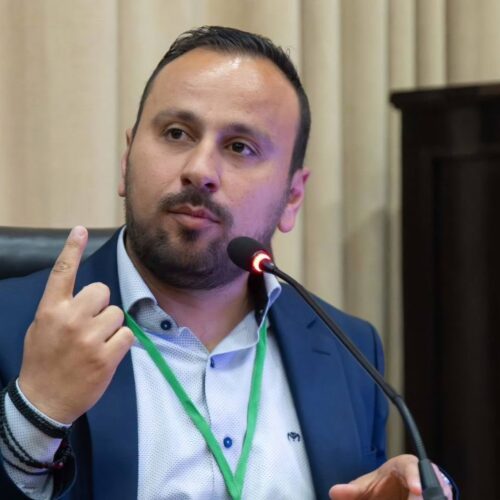 Χ. Ναβροζίδης στο Pontos TV: «Δράση, δράση, δράση» – Το γεμάτο καλεντάρι του «Ξενιτέα» Κω και τα μνημεία Γενοκτονίας στην εσχατιά του Αιγαίου